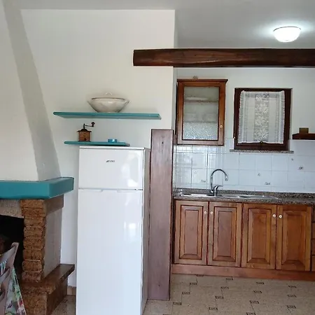 Apartment In Mit Schoenem Garten Capoliveri (Isola d'Elba)
