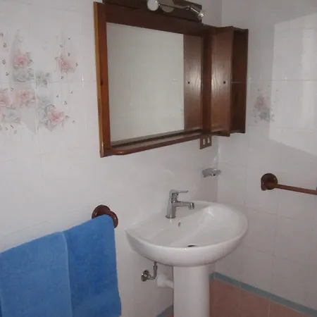 Apartment In Mit Schoenem Garten Capoliveri (Isola d'Elba)